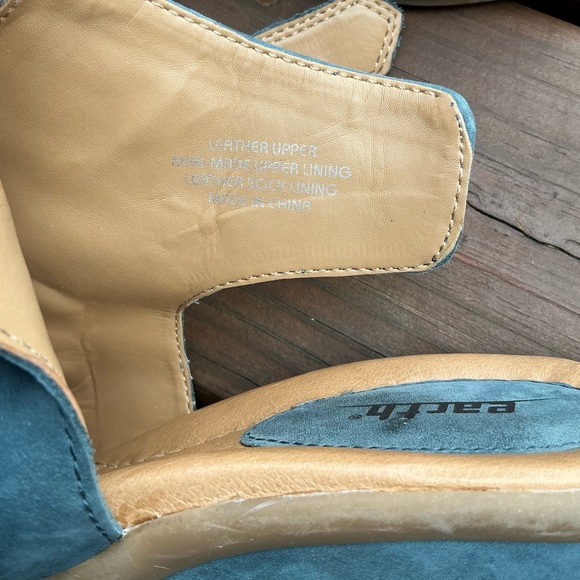 Stylish EARTH leather sandals💙💙 - Picture 12 of 13